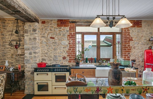 Fleurieu Peninsula House | Beachfront romantic Greek Isle vibe rare historic cottage breathtaking sunrises