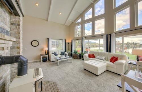 Sandpoint House | Beachfront Sagle Retreat with Boat Dock and Lift