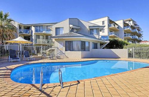 Scarborough Apartment | Beachfront @ Scarbs