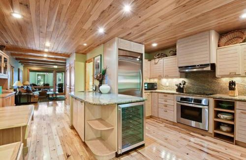 Incline Village House | Beachfront Ski Cabin in Incline Village, Lake Tahoe
