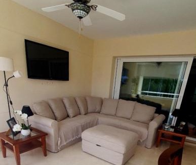 Marbella Apartment | Beachfront spacious 4-Bed Apartment, Los Granados