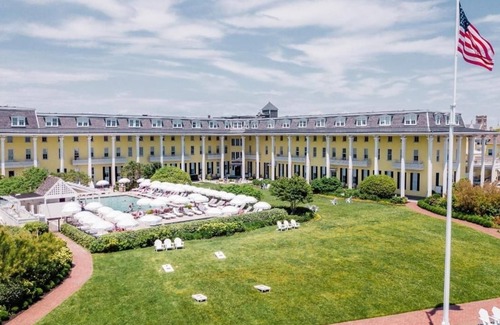 Cape May House | Beachfront Stay in Historic Victorian District l Pool, Bike, Spa & Valet Parking