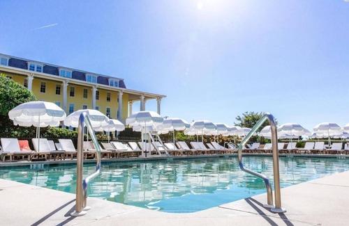 Cape May House | Beachfront Stay in Historic Victorian District l Pool, Bike, Spa & Valet Parking