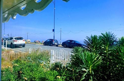 Felixstowe Apartment | Beachfront Studio Apartment