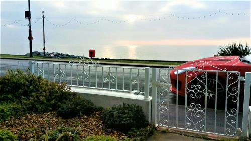 Felixstowe Apartment | Beachfront Studio Apartment