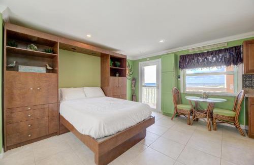 Pompano Beach Apartment | BEACHFRONT Studio Condo