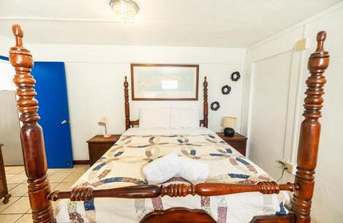 Esperanza Apartment | Beachfront Suite 6 Karaya