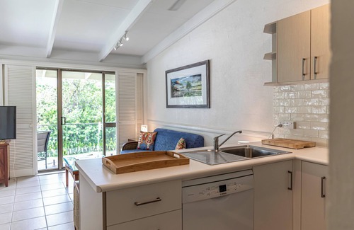 Port Douglas Apartment | Beachfront Terraces