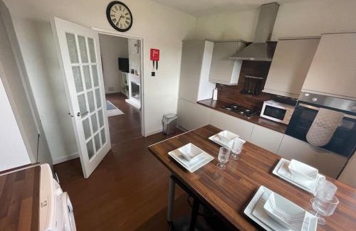Fisherrow Apartment | Beachfront Treasure