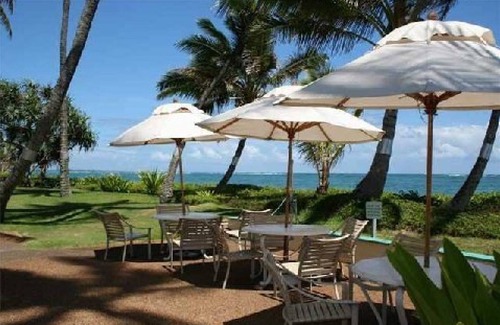 Punaluu Condo | Beachfront~ Tropical Home Away from Home- Discounted Rates !