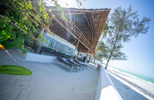 Kiwengwa Villa | Beachfront Turtle House with Private Pool ZanzibarHouses
