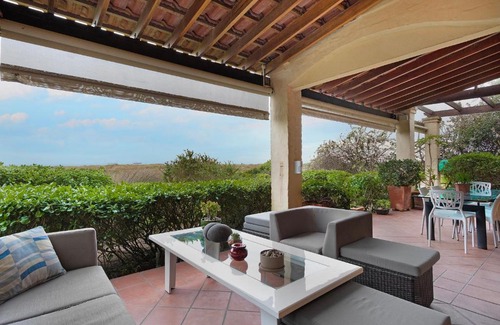 Sunset Beach Villa | Beachfront Tuscan Villa Sunset Beach