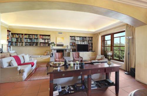 Sunset Beach Villa | Beachfront Tuscan Villa Sunset Beach