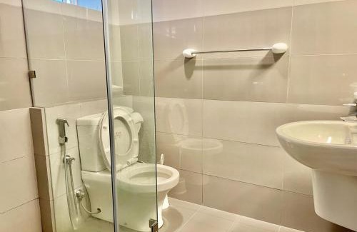 Uswetakeiyawa Apartment | Beachfront Two Bedroom Apartment near Colombo area