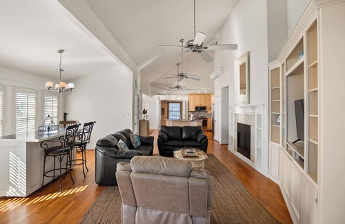 Beachwalk House | Beachfront, Large Deck, Sleeps 9-11, Open, Airy & Spacious
