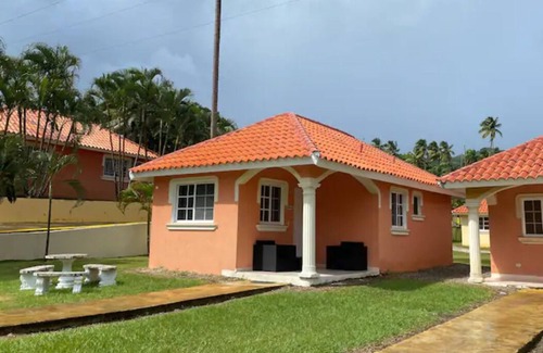 Sanchez Villa | Beachfront Villa