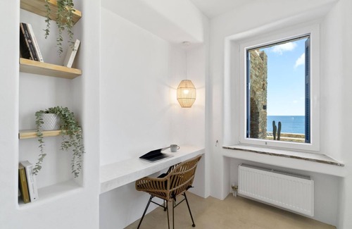 Batsi Villa | Beachfront Villa Gaia w/Μajestic Sunset Views