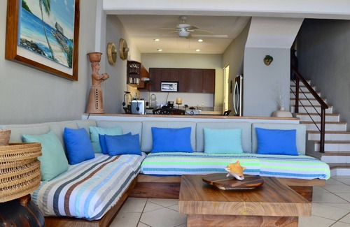 Punta de Mita Villa | Beachfront Villa Casa Mar de Grecia 2