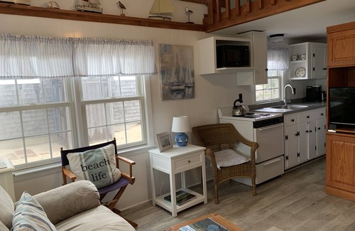East Sandwich Cottage | Beachland L - Cozy East Sandwich getaway, steps from beach