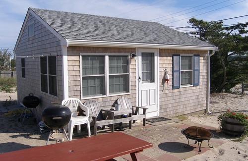 East Sandwich Cottage | Beachland L - Cozy East Sandwich getaway, steps from beach