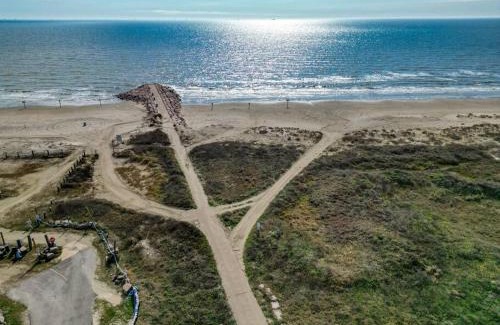 San Jacinto House | Beachlife