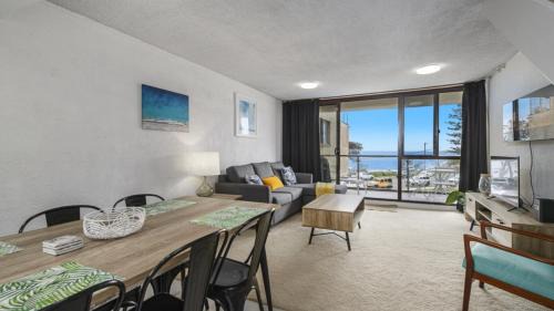 Port Macquarie House | Beachpark Apartments - Close To Beach