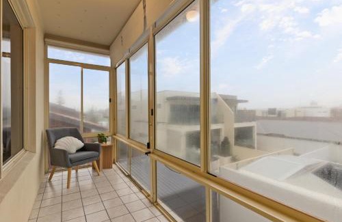 Glenelg North Apartment | Beachside 2-Bed Apartment with Balcony Views