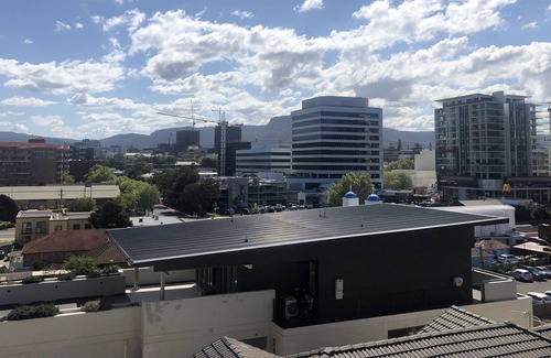 Wollongong Apartment | Beachside and City lifestyle for a perfect holiday stay