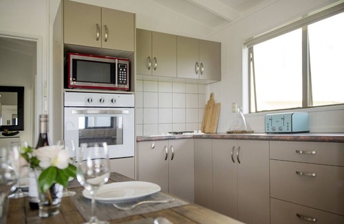 Rings Beach Cottage | Beachside Beauty - Kuaotunu Holiday Home