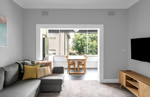 Coogee Apartment | 'Beachside Bliss' Heart of the Coastal Lifestyle