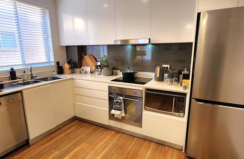 Maroubra Apartment | Beachside Bliss! Maroubra Beach Prime Location