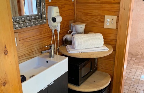 Folly Beach House | Beachside Boutique Inn