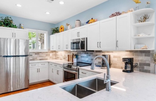 Litchfield by the Sea Villa | Beachside Charm 3BR Villa with Resort Amenities