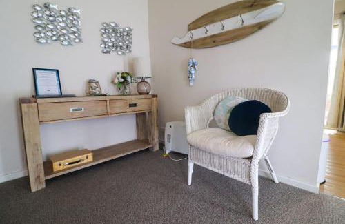 Blacksmiths House | Beachside Cottage at Blacksmiths