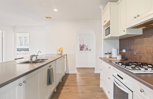 Seaford House | Beachside Escape in Seaford, Adelaide