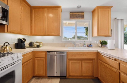 Grover Beach House | Beachside Gem: Spacious 4 Bdrm Near Sand & Shops