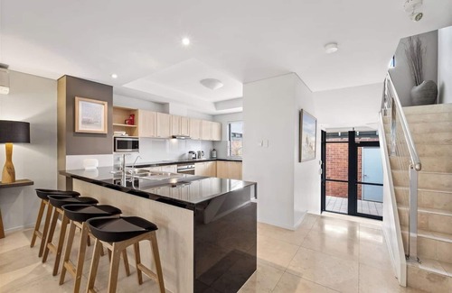 Broadwater House | Beachside Getaway Family Villa at Sebel Resort