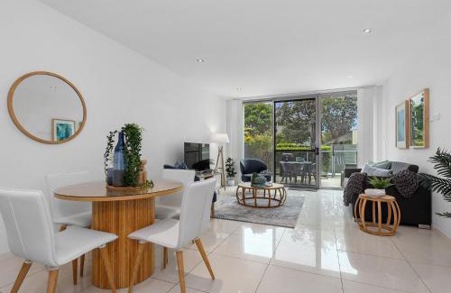 Casuarina House | Beachside Haven Modern Townhouse with Pool