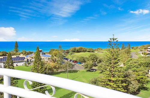 Buddina Resort | Beachside Resort Kawana Waters