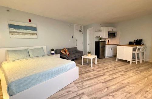 Lenox Park Apartment | Beachside Studio w Ocean View Steps to the Sand