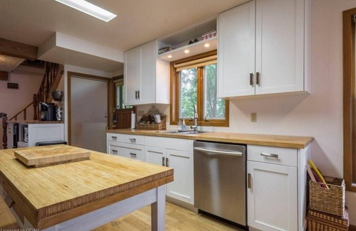 West Lake House | beachside surf cottage