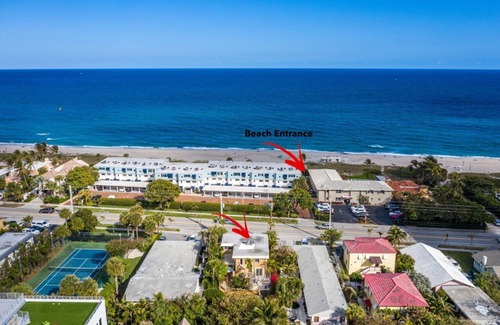 Deerfield Beach Villa | Beachside Villa - Ocean 100 Ft.