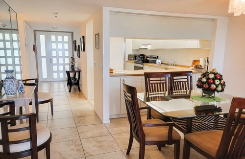 Longboat Key Condo | Beachview 2 BR/2 BA Beachplace condo by FVC