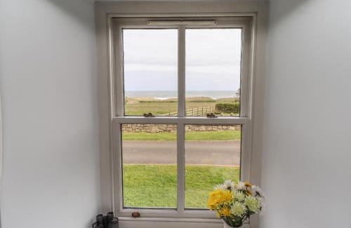 South Charlton House | Beachward