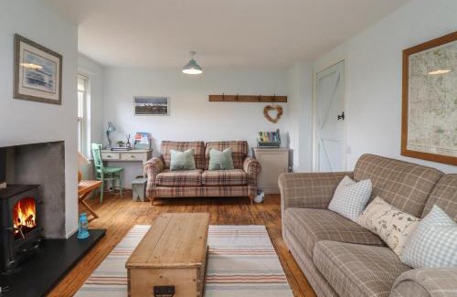 South Charlton House | Beachward