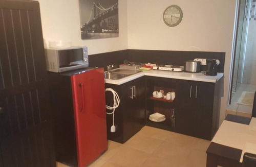 Summerstrand Bed & Breakfast | Beachway B&B