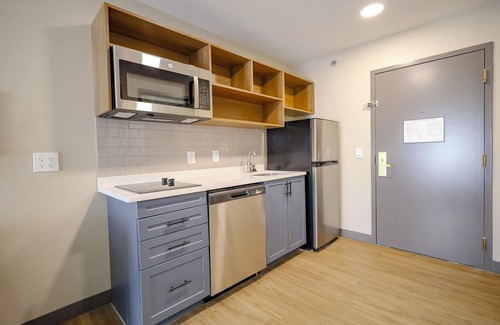 Orange Hotel | Beachwood Extended Suites