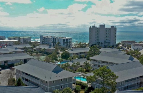 Seagrove Beach House | Beachwood Villas #9E - Sandy Cheeks