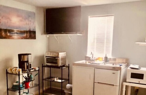 Seagrove Beach Cottage | Beachy Bungalow, Santa Rosa Beach, FL near Gulf & 30A pet friendly vrbo 3628181