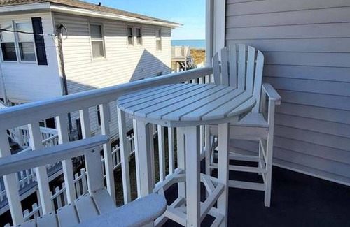 North Myrtle Beach Apartment | Beachy Condo Right on Oceanfront